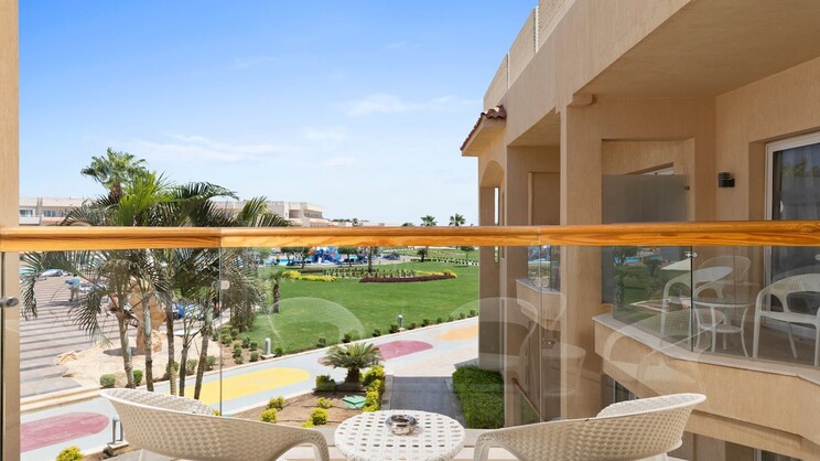 Pickalbatros Royal Moderna Resort